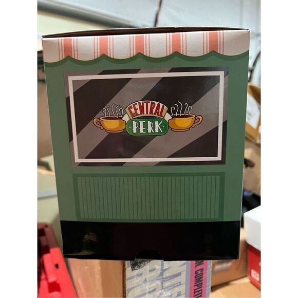 Mattel Polly Pocket Friends Television Series Minifigure Collector Set - Picture 3 of 5